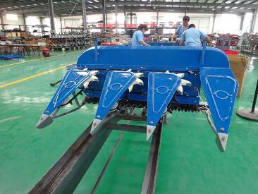 Self-Binder Walking Rice & Wheat Reaper (TNS-GK-140) with CE Standard.jpg