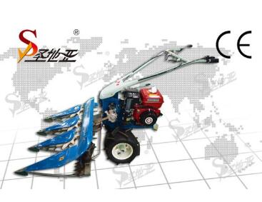 New Design 4X4wd Peanut Combine Harvester.jpg