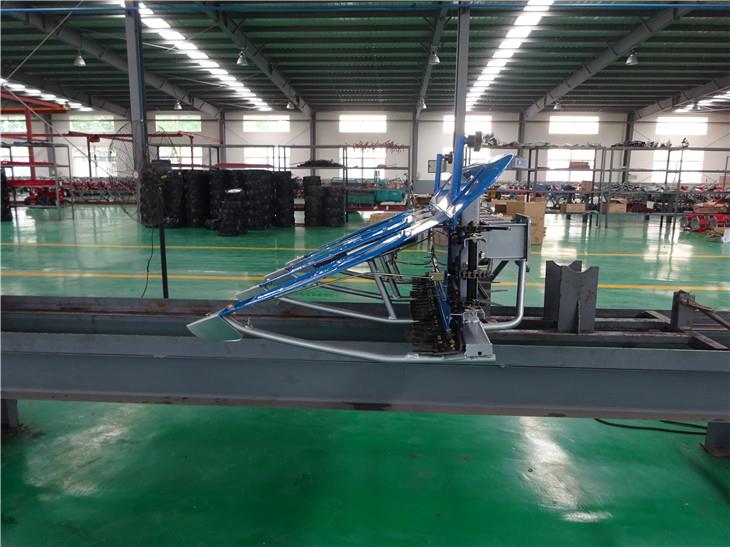 Factory Direct Supply 4u-Y1600 Medicinal Herb Harvester for Hot Sale.jpg